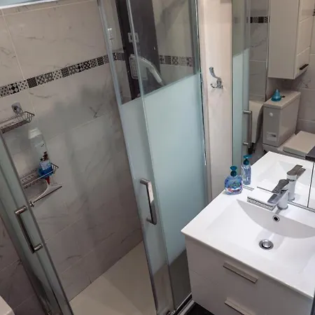 Agreable Les Pieds Dans L'eau