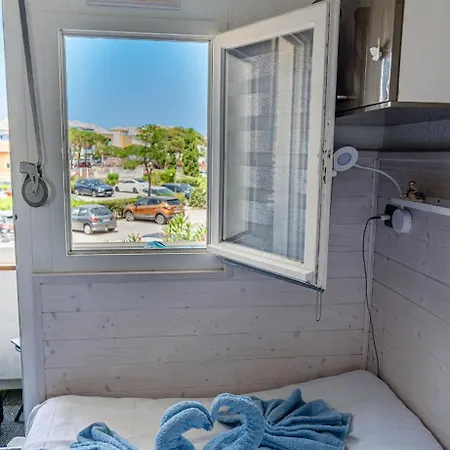 דירה Le Petit Bateau - Acces Direct - Parking Prive - Climatisation - Wifi לה ברקרה