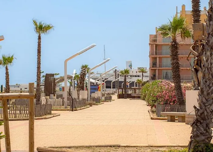 Agreable Les Pieds Dans L'eau דירה לה ברקרה